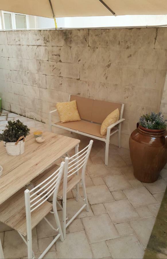 Li Frati Casa Vacanze Lecce Exterior foto